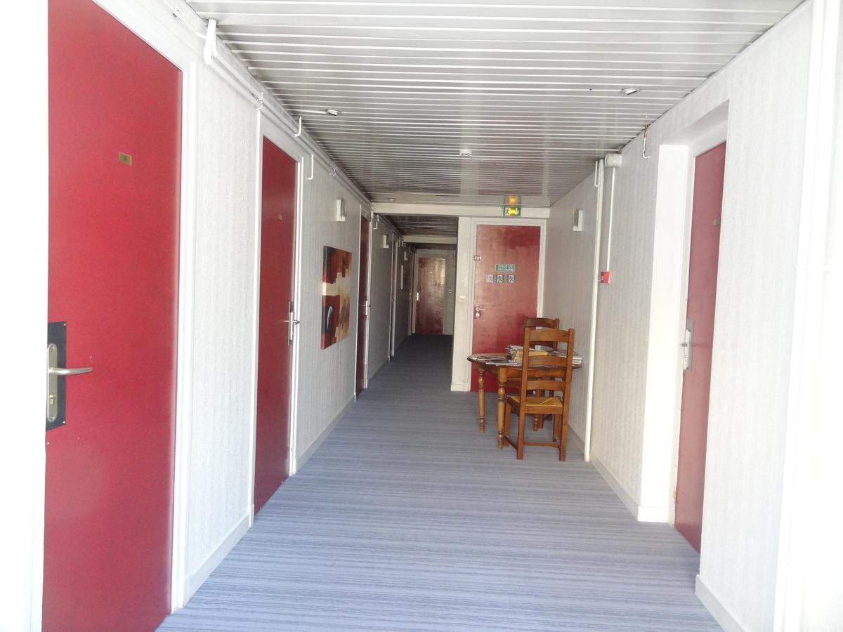 Hotel Les Ambassadeurs Saint-Chamond Exterior foto